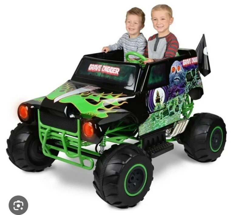 Power Wheels Monster Jam Grave Digger 24-Volt Ride-On